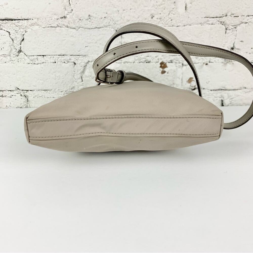 Kate Spade Dawn Soft Taupe Grey Flat Crossbody Purse - Picture 8 of 12
